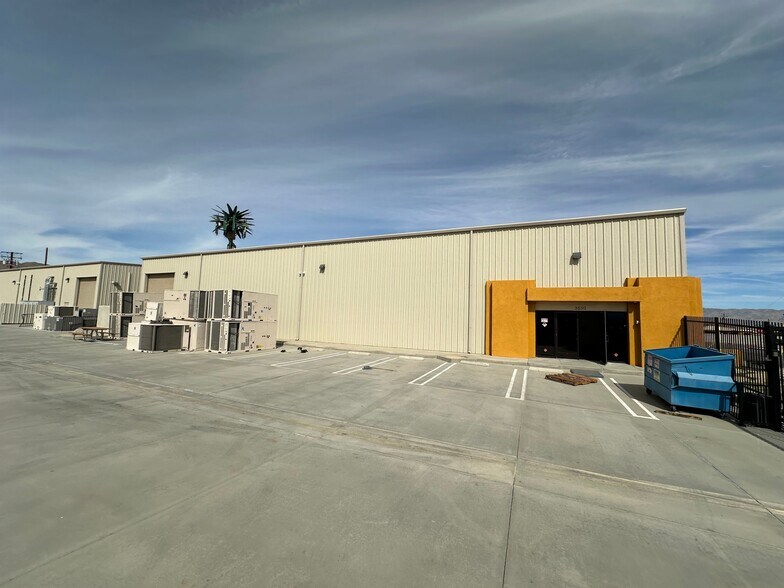 More Photos Of 3585 N Del Sol, Palm Springs Unknown For Lease