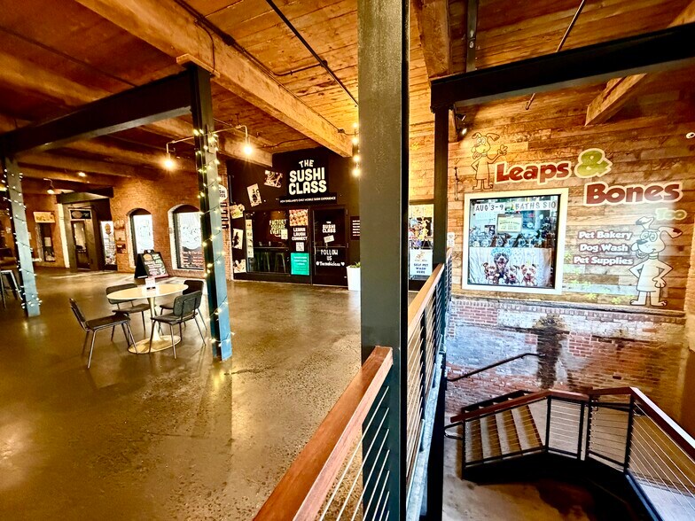 More Photos Of 168 Center St, Southington Industrial For Lease