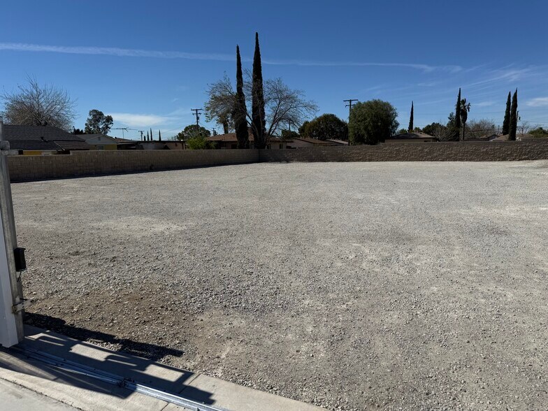 More Photos Of 9004 Olive St., Fontana Contractor Storage Yard For Lease