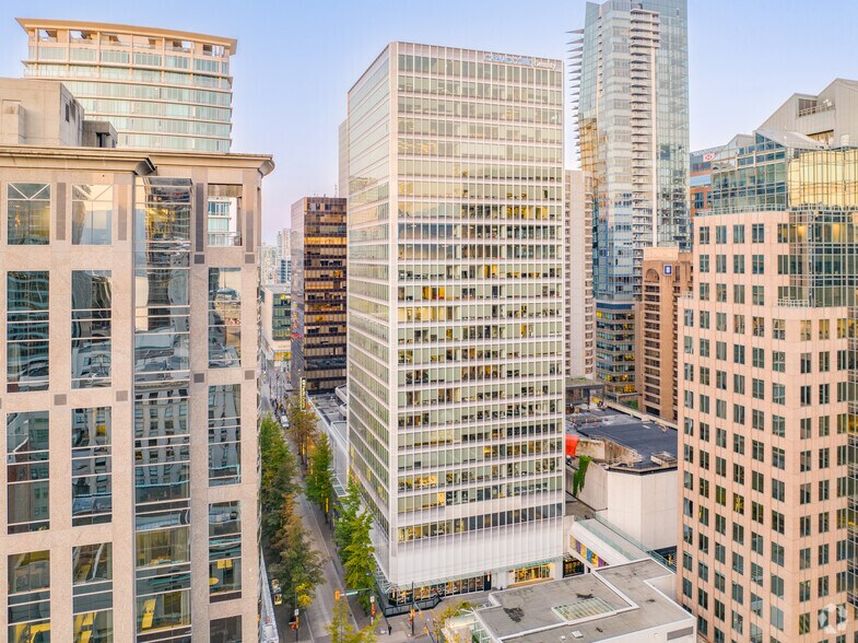 More Photos Of 609 Granville St, Vancouver Office For Lease