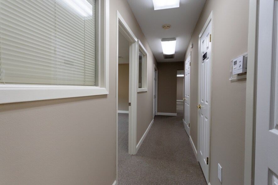 More Photos Of 2024 Arkansas Valley Dr, Little Rock Office For Sale