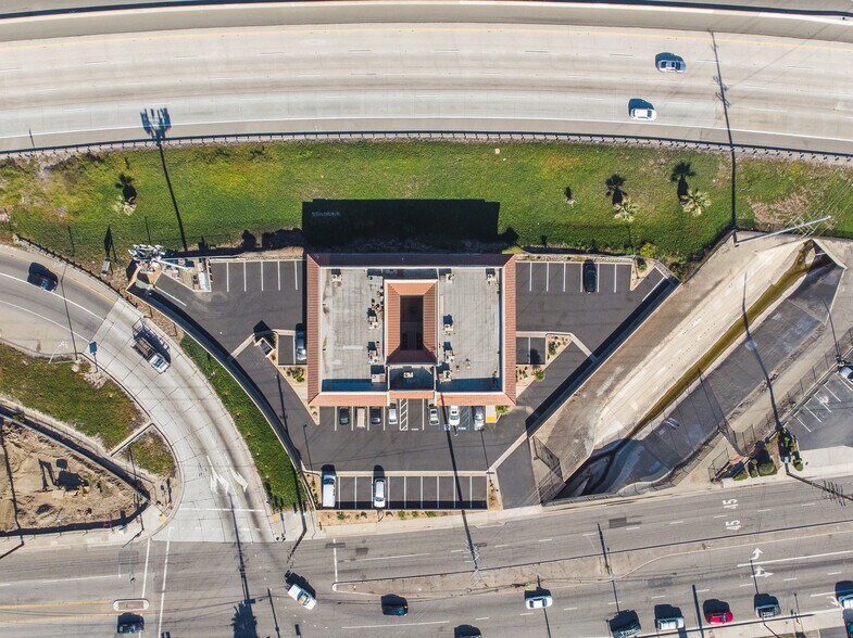 More Photos Of 7111 Garden Grove Blvd, Garden Grove Office For Lease