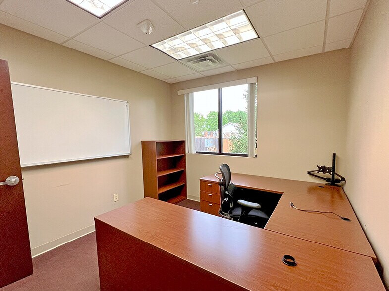 More Photos Of 620 Pierce Blvd, O'Fallon Office For Lease