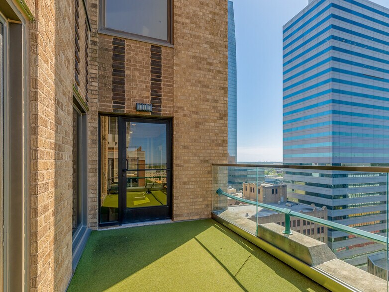 More Photos Of 204 N Robinson Ave, Oklahoma City Office Residential For Lease