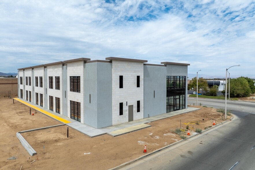 More Photos Of 41255 11th St W, Palmdale Medical For Sale