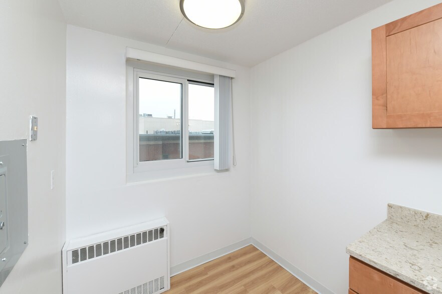 More Photos Of 1371 Beacon St, Brookline Apartments For Lease