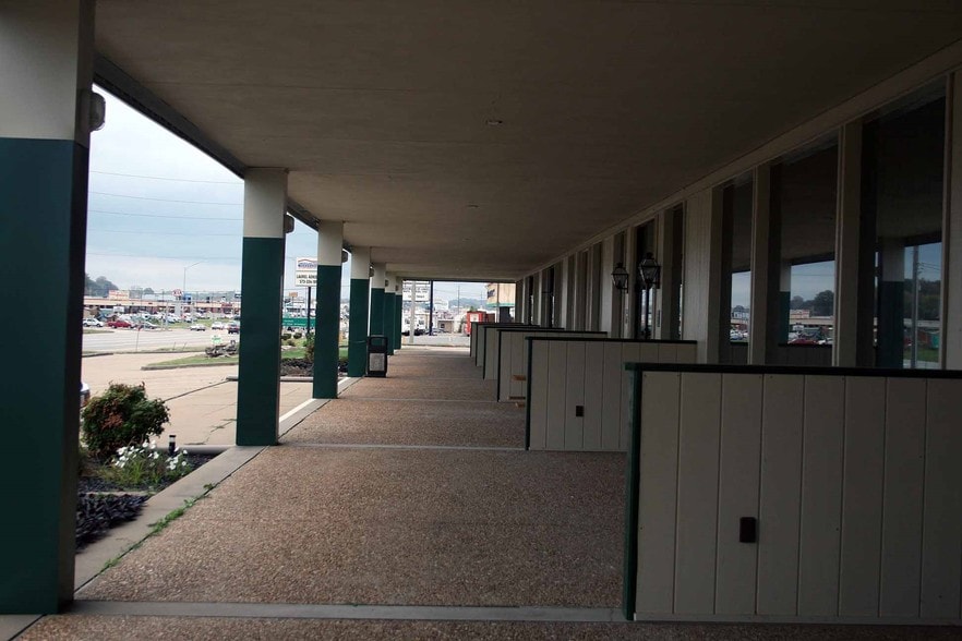 760 S Kingshighway, Cape Girardeau, MO 63703 Office For Lease