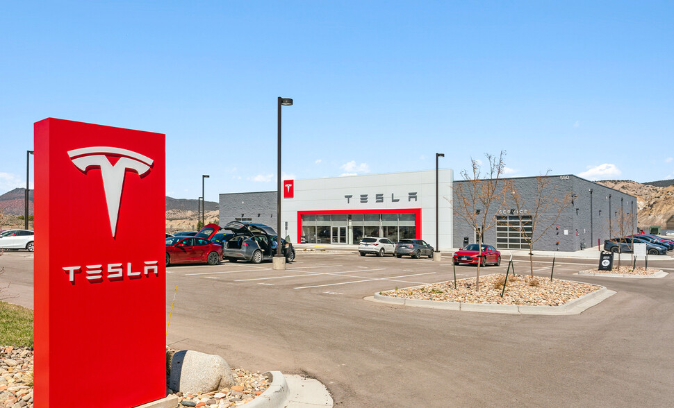 Primary Photo Of 550 Plane St, Gypsum Auto Dealership For Sale