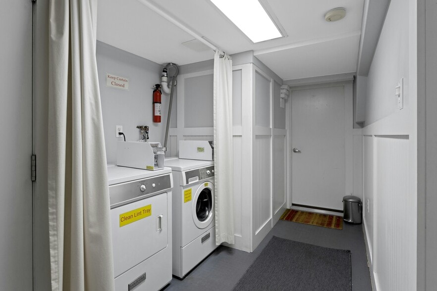 More Photos Of 45 Pleasant St, Stamford Apartments For Sale