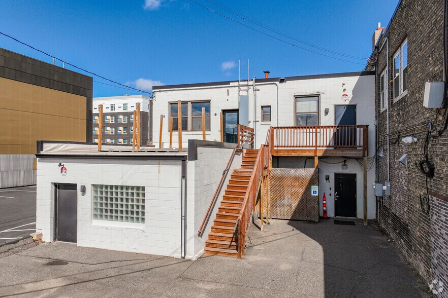 More Photos Of 1932 University Ave W, Saint Paul Medical For Lease