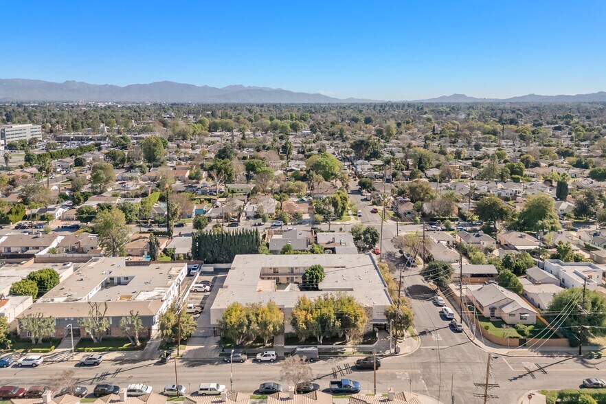 More Photos Of 7000 Etiwanda Ave, Reseda Apartments For Sale