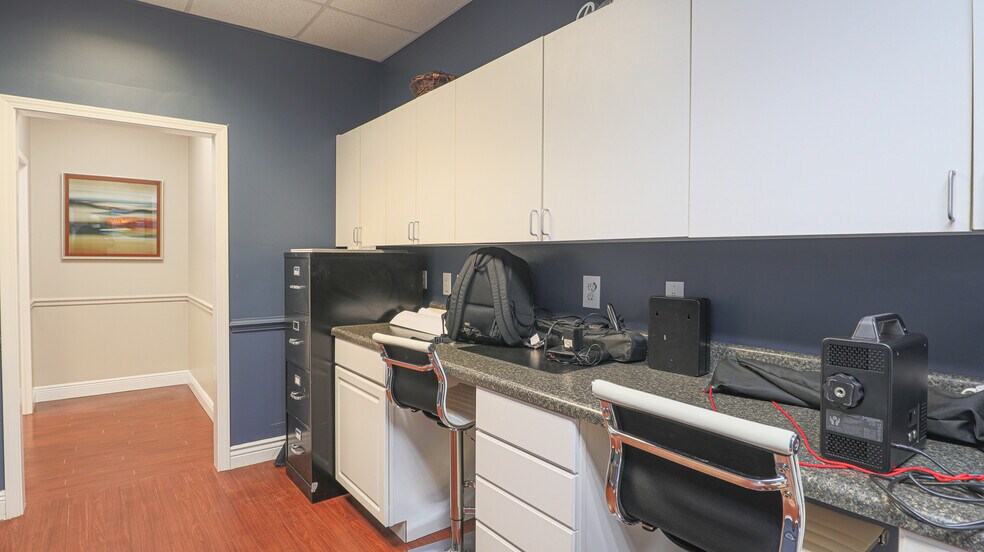 More Photos Of 2550 Marshall Rd, Biloxi Medical For Sale