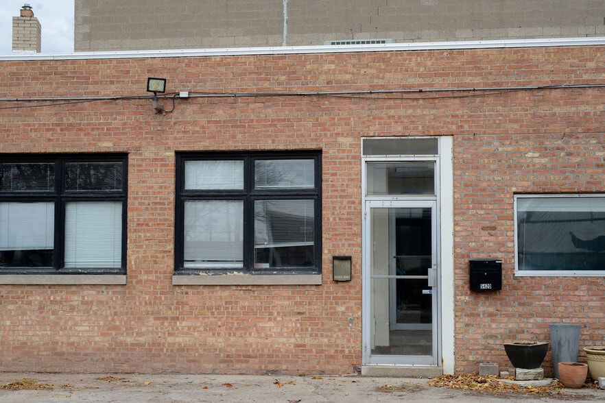 More Photos Of 5420 W State St, Milwaukee Distribution For Lease
