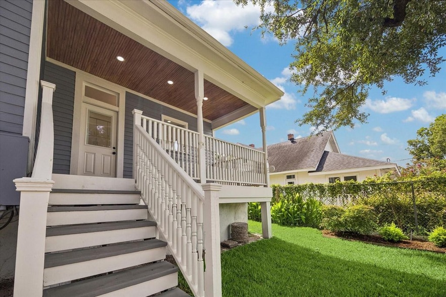 More Photos Of 1229 Heights Blvd, Houston Loft Creative Space For Lease
