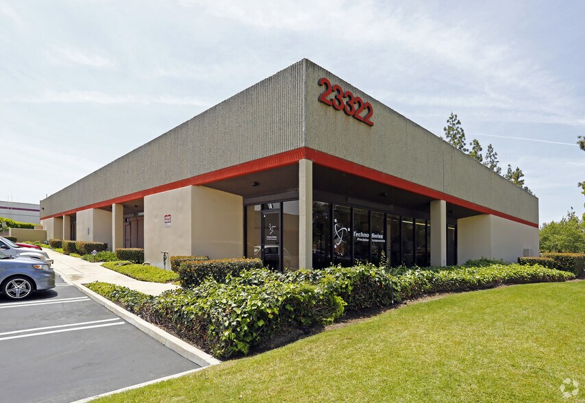 More Photos Of 23322 South Pointe Dr, Laguna Hills Industrial For Lease