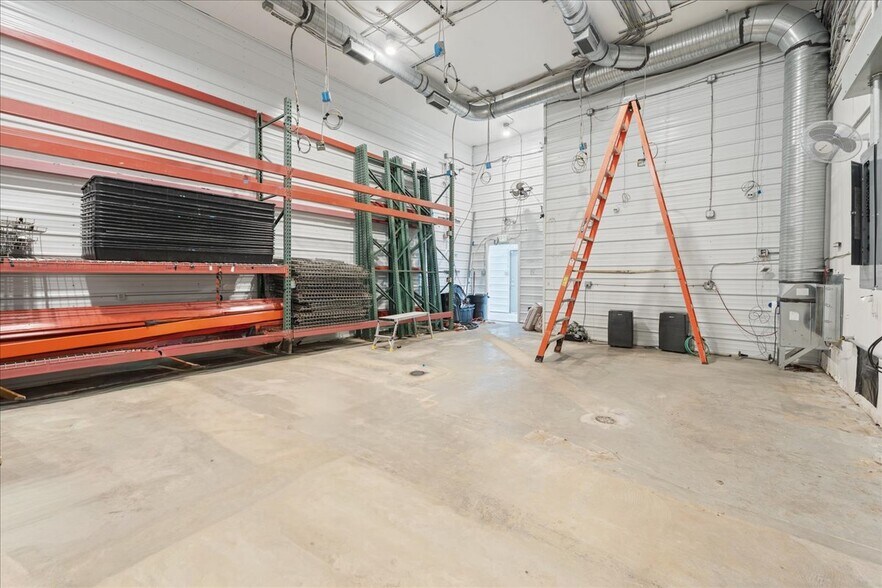 More Photos Of 2145 Richardson Hwy, North Pole Industrial For Sale