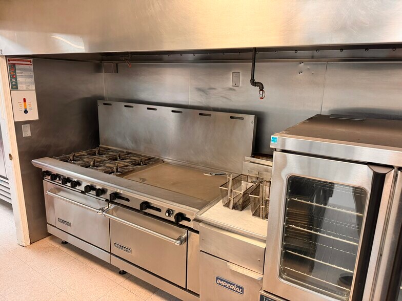 More Photos Of 400 Talbot Ave, Canutillo Schools For Lease