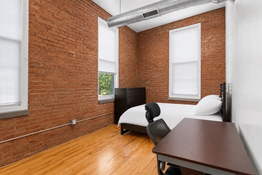 More Photos Of 123 Court St, Binghamton Apartments For Sale