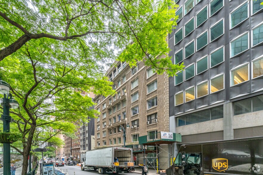 More Photos Of 104-110 E 40th St, New York Medical For Sale
