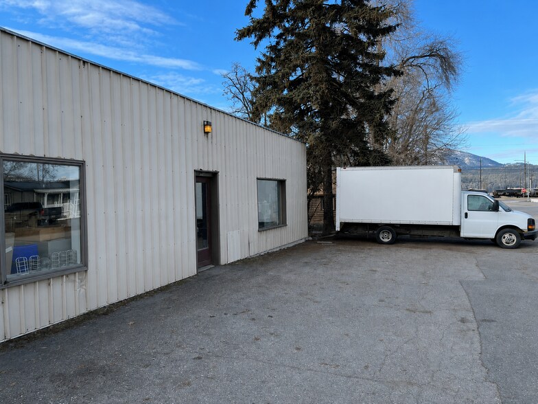 More Photos Of 411 W 2nd Ave, Colville Specialty For Sale