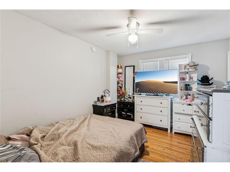 More Photos Of 3201 Polk St NE, Minneapolis Apartments For Sale