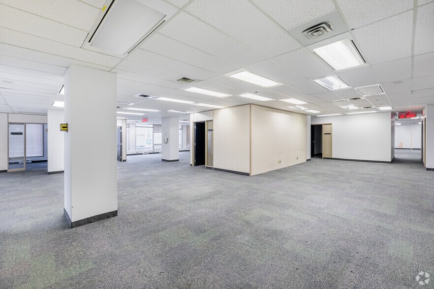 More Photos Of 1-5 Nicholas St, Ottawa Office For Lease