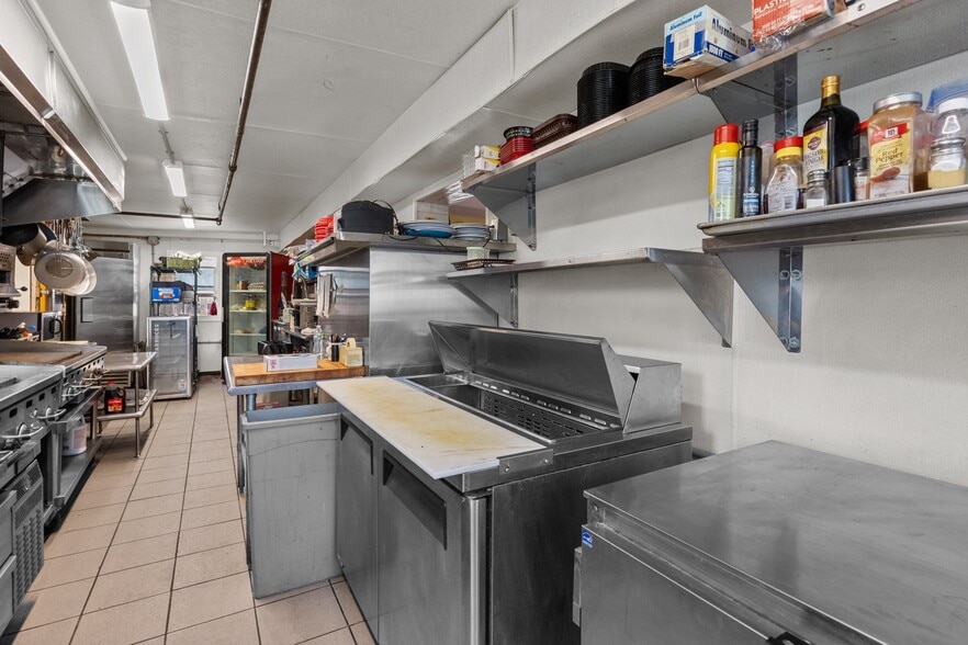 More Photos Of 512 Long Beach Blvd, Surf City Restaurant For Sale