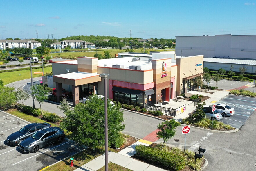 More Photos Of 13458 Landstar Blvd, Orlando Restaurant For Sale
