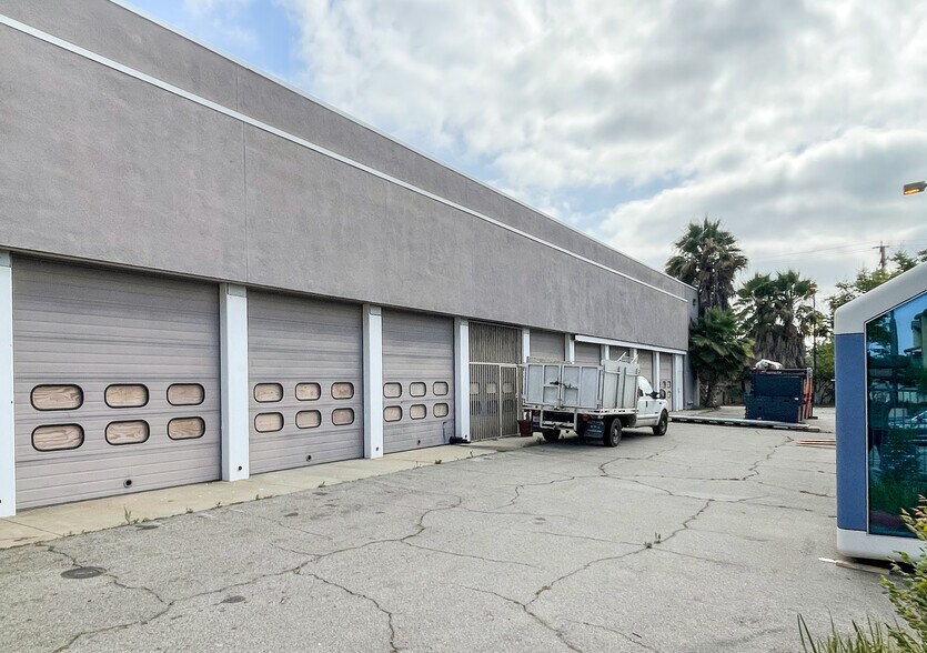 More Photos Of 1107 S Harbor Blvd, Santa Ana Freestanding For Sale