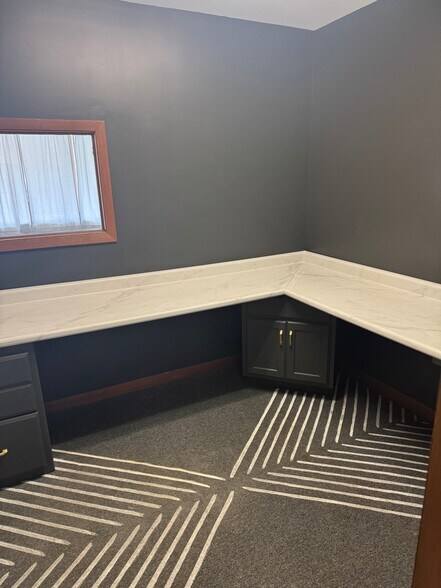 More Photos Of 200 W Main St, Cridersville Storefront For Lease