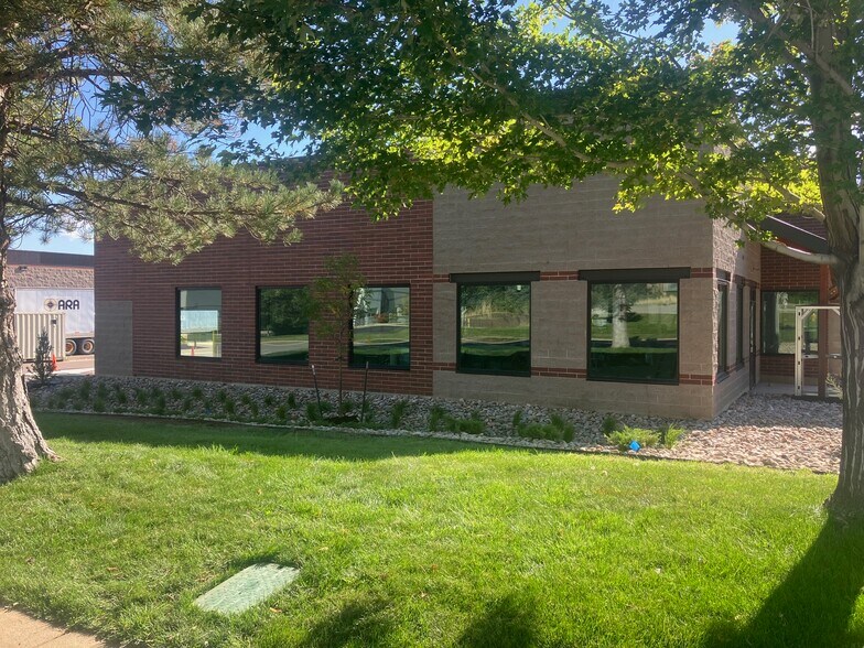 More Photos Of 7871 Shaffer Pky, Littleton Warehouse For Sale