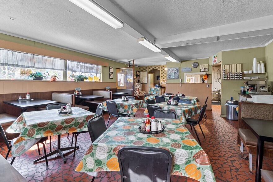 More Photos Of 1128 N Main St, Oakboro Restaurant For Sale