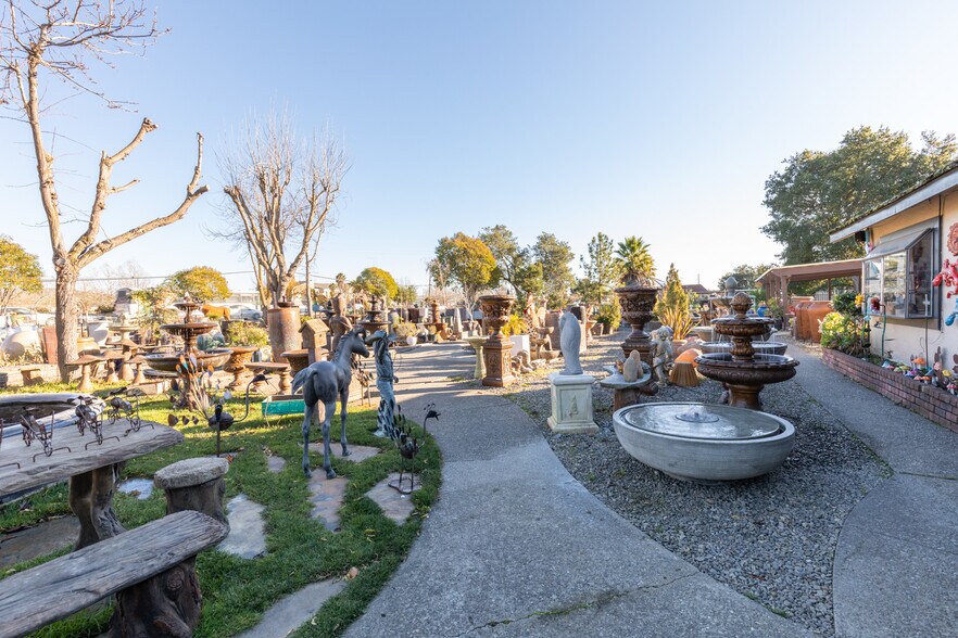 More Photos Of 3885 Napa Vallejo Hwy, American Canyon Garden Center For Sale
