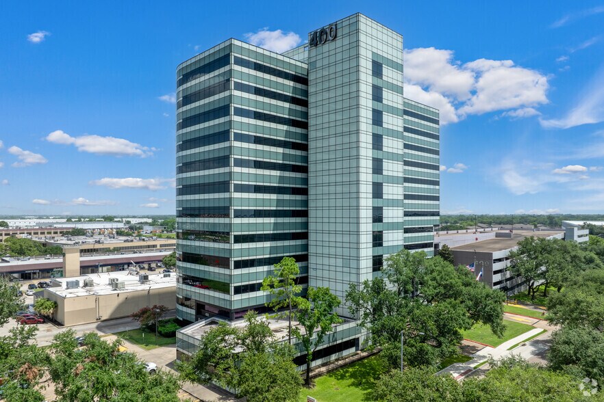 Primary Photo Of 400 N Sam Houston Pky E, Houston Office For Lease