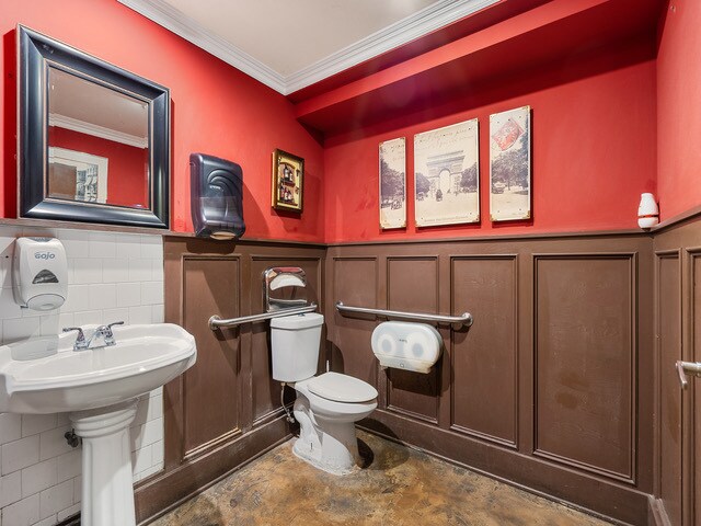 More Photos Of 113 E Grand Ave, Escondido Restaurant For Sale