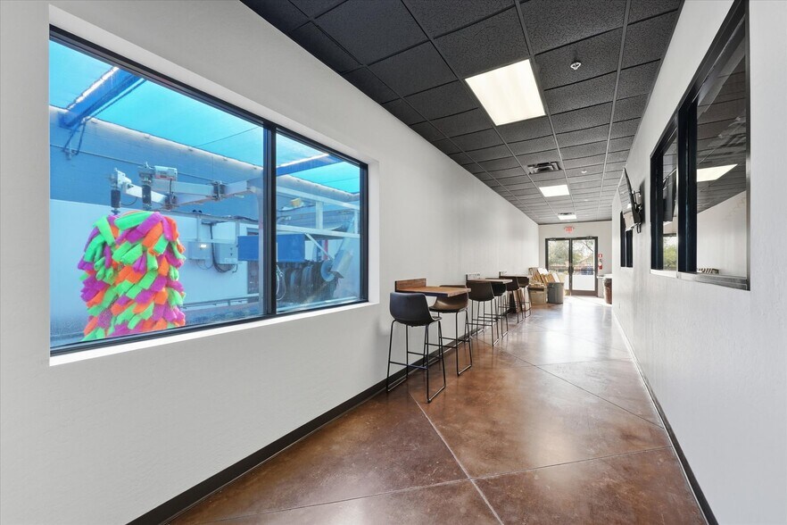 More Photos Of 615 W Ray Rd, Gilbert Carwash For Sale