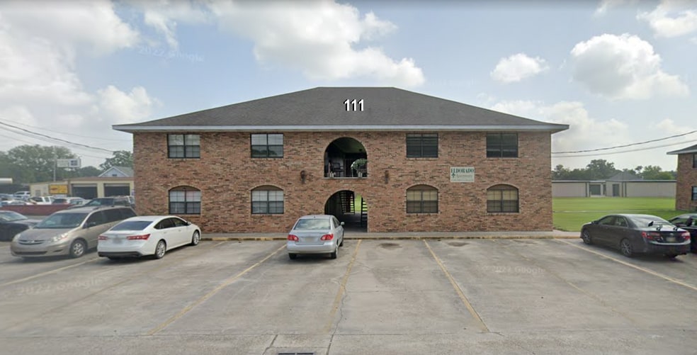 More Photos Of 111-131 Teresa Dr, Saint Martinville Apartments For Sale