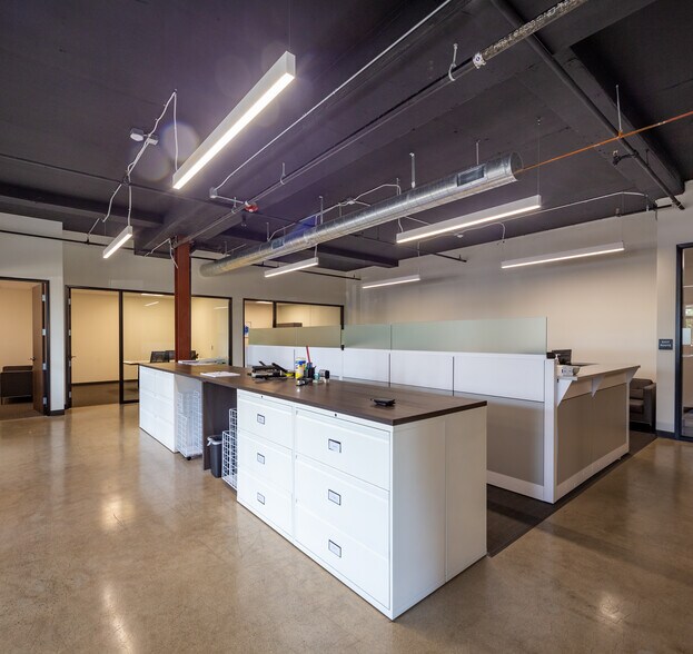 More Photos Of 7919 Folsom Blvd, Sacramento Office For Lease