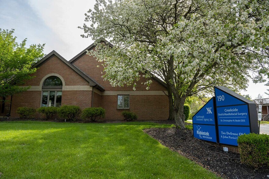 Primary Photo Of 190 S State St, Westerville Office For Lease