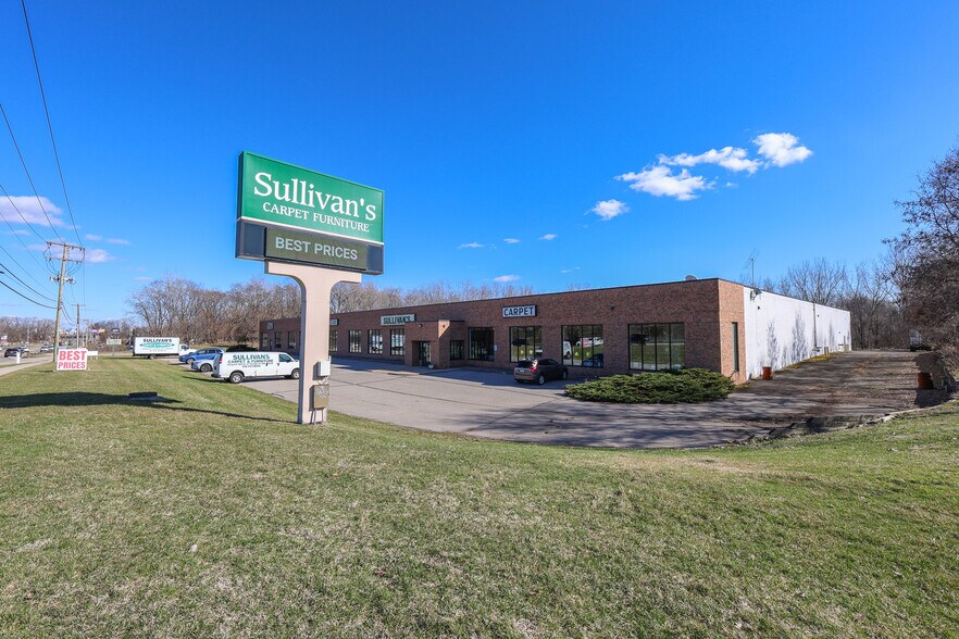 More Photos Of 1860 28th St SE, Grand Rapids Freestanding For Sale