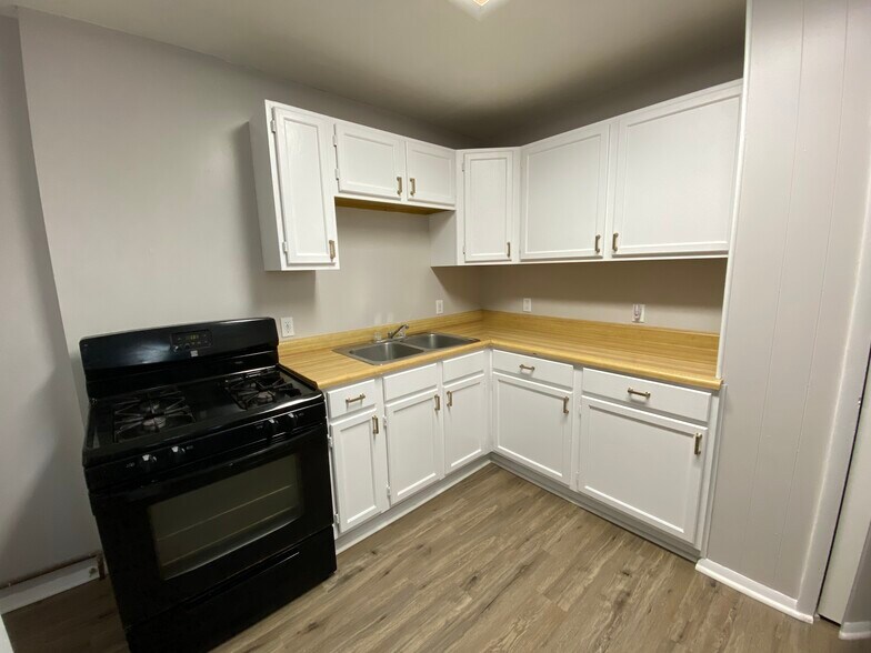 More Photos Of 58 N Sherman St, Wilkes-Barre Apartments For Sale