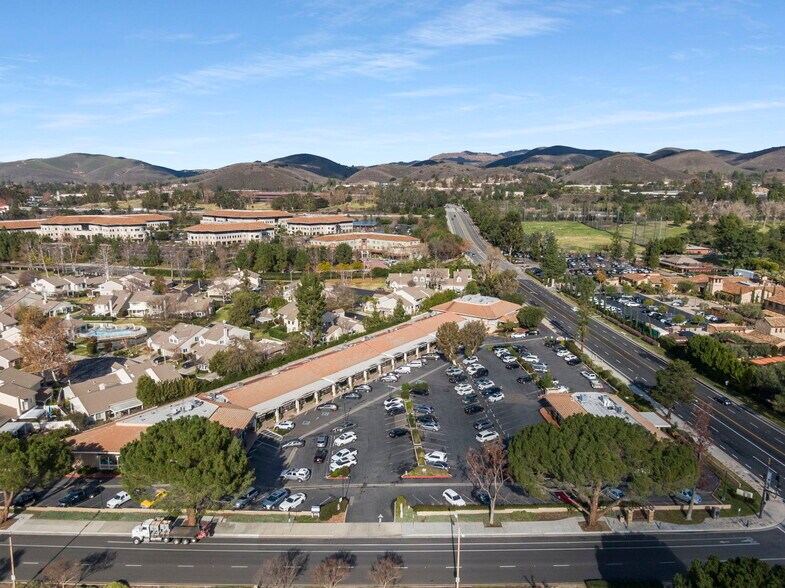 More Photos Of 4601-4711 Lakeview Canyon Rd, Westlake Village Unknown For Lease