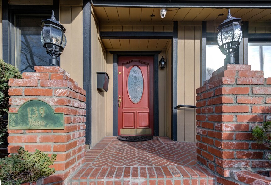 More Photos Of 139 Vassar St, Reno Medical For Lease
