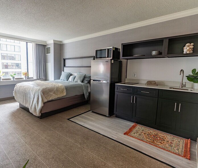 More Photos Of 101 W Fayette St, Baltimore Apartments For Sale