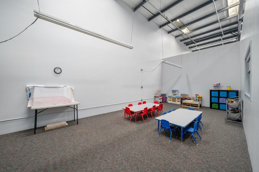 More Photos Of 2200 Golden Hill Rd, Paso Robles Warehouse For Sale