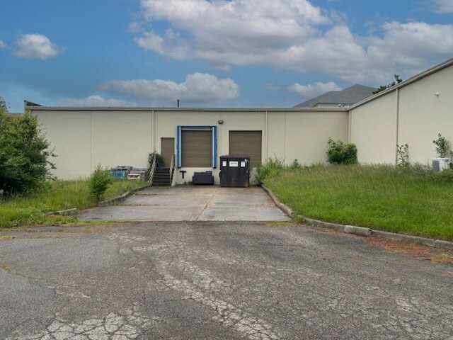 More Photos Of 9870 A Redhill Dr, Blue Ash Flex For Lease