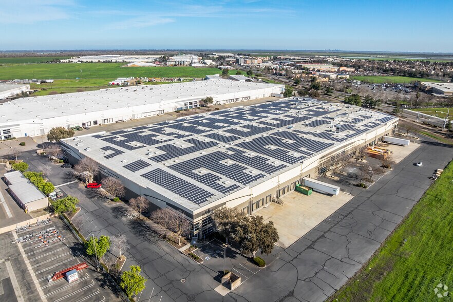 More Photos Of 1660 Tide Ct, Woodland Coworking Space