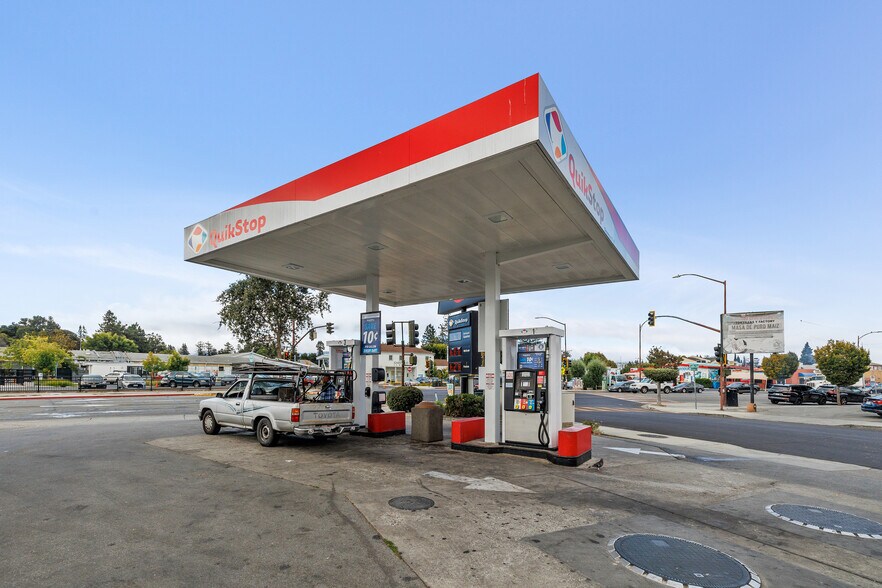 More Photos Of 3401 Middlefield Rd, Menlo Park Convenience Store For Sale