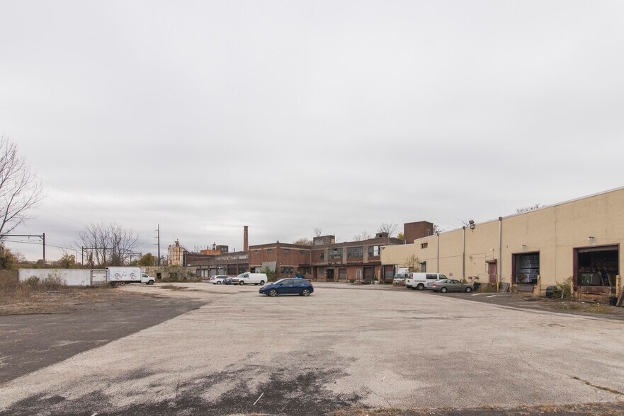 More Photos Of 5331 N 10th St, Philadelphia Warehouse For Lease