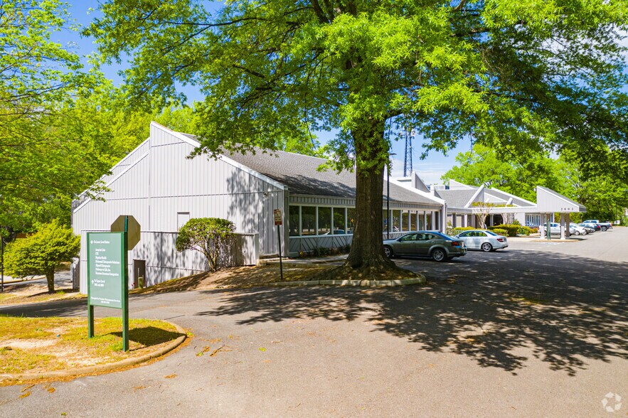 More Photos Of 2000 Bremo Rd, Richmond Unknown For Lease